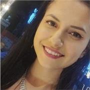 Profesora de apoyo escolar especializada en clases para niños presencial